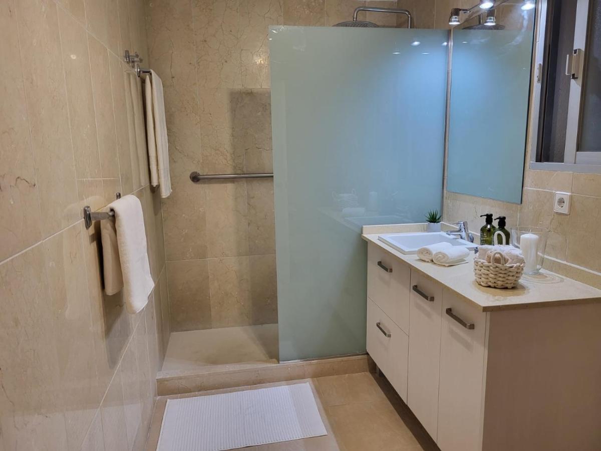 Cozy Apartment Next To Hard Rock Hotel マルベーリャ エクステリア 写真